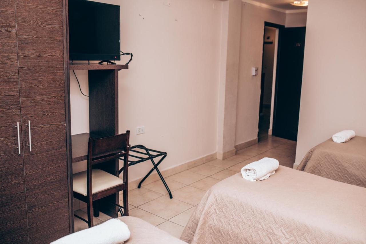 Hotel Solano Santiago del Estero Buitenkant foto