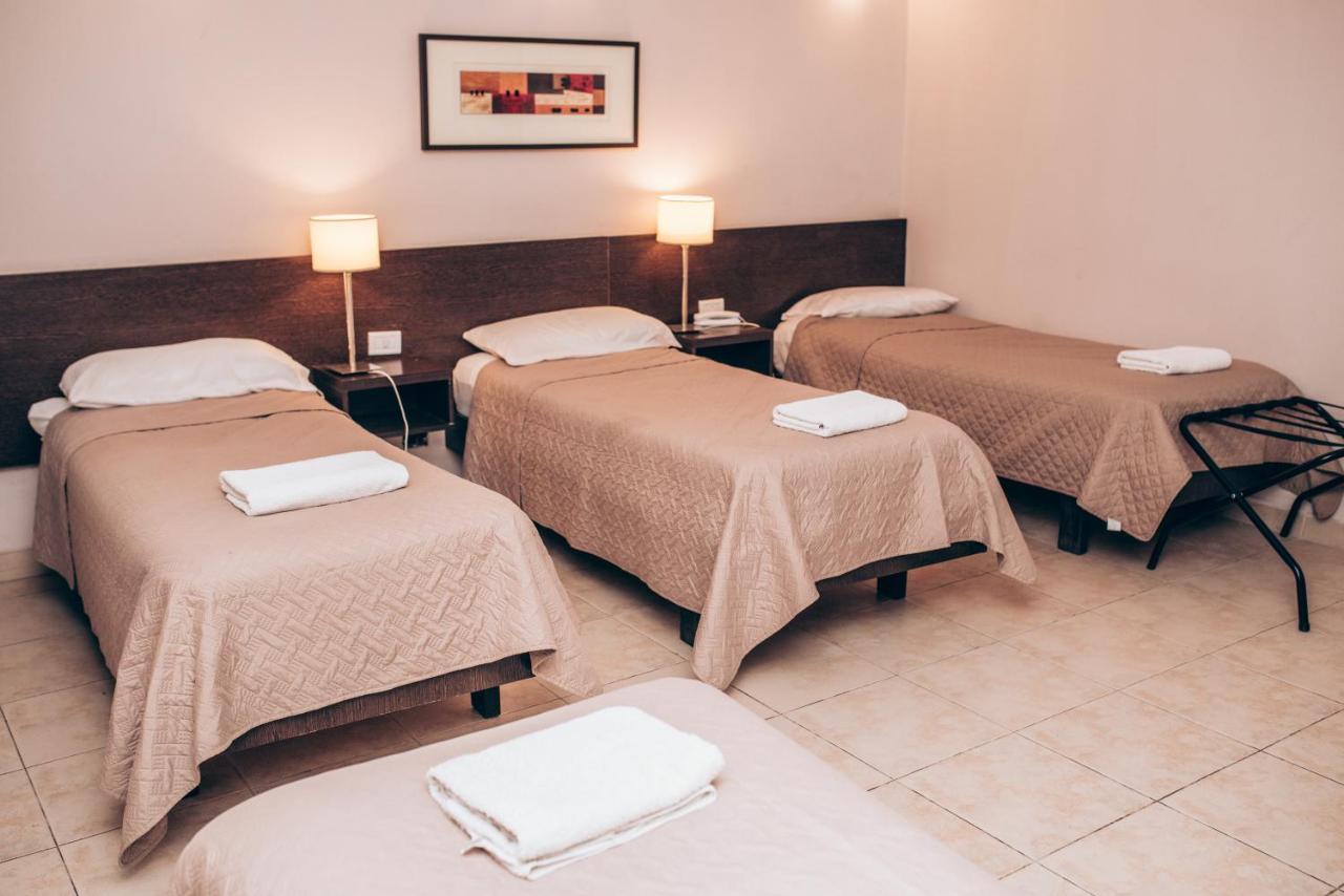 Hotel Solano Santiago del Estero Buitenkant foto