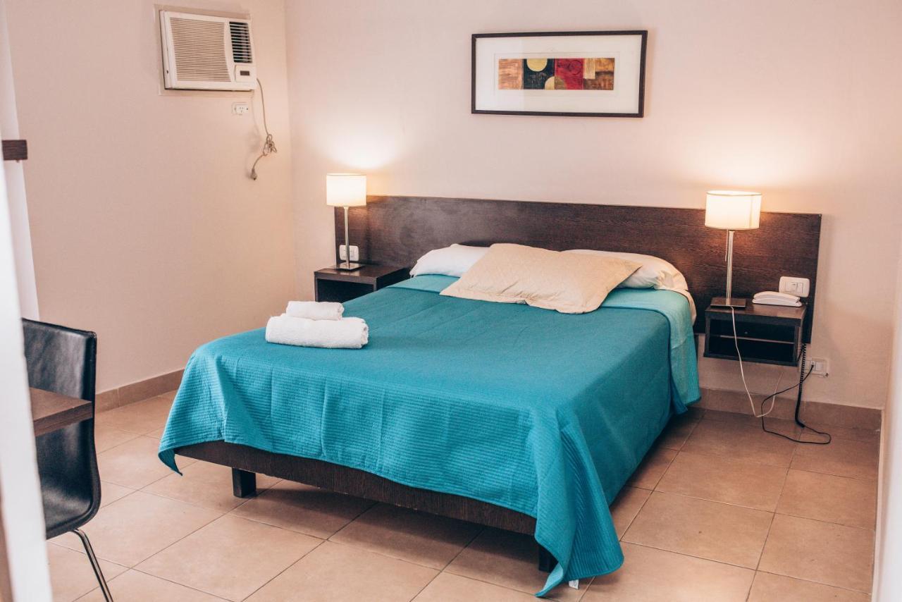 Hotel Solano Santiago del Estero Buitenkant foto