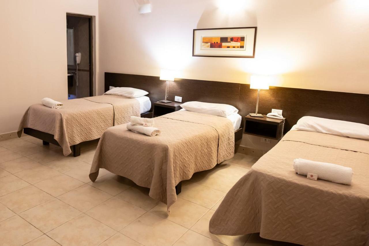 Hotel Solano Santiago del Estero Buitenkant foto